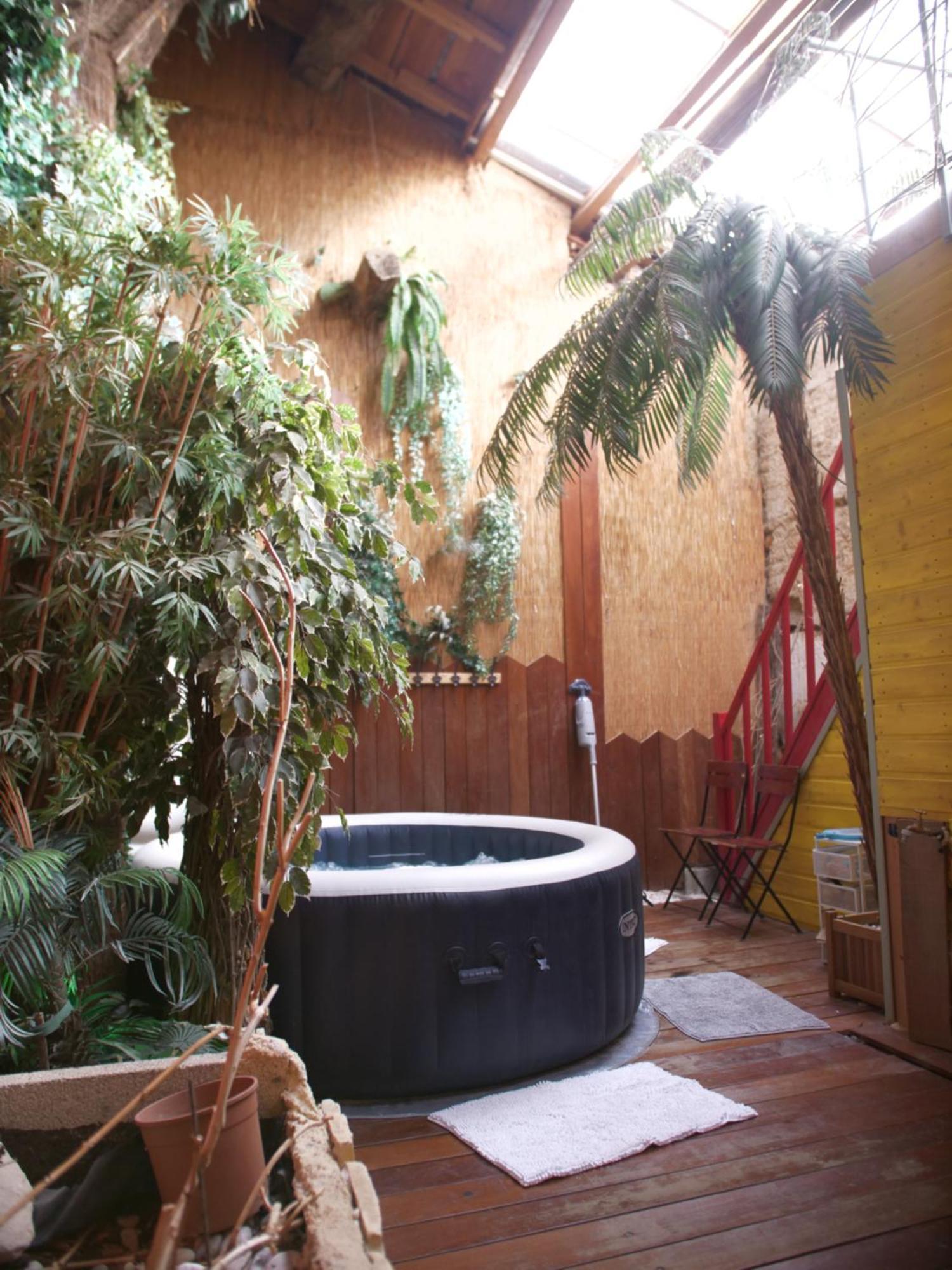 Maison De Village, Jacuzzi, Salle Cinema Valencin 외부 사진
